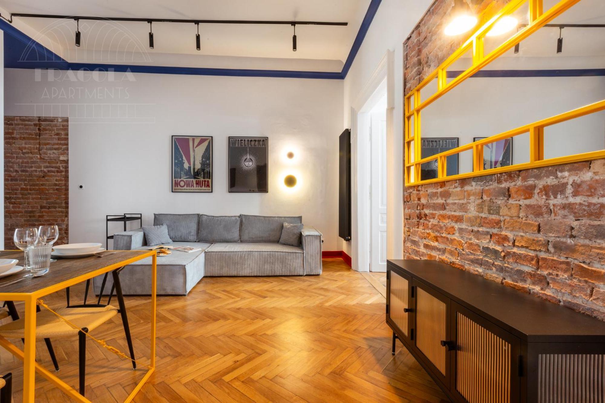 Spacious City Center Family Apartments Краков Экстерьер фото