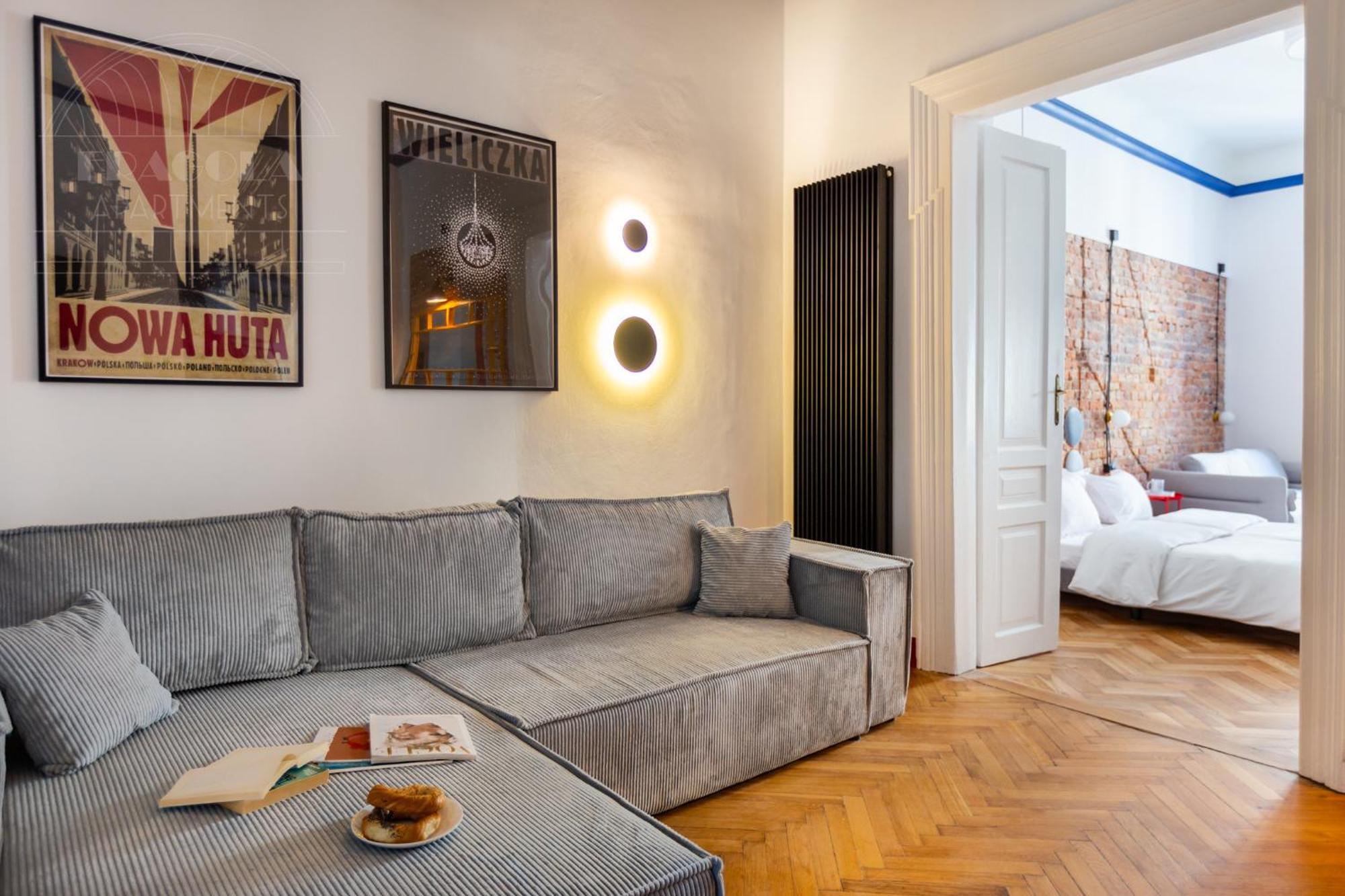 Spacious City Center Family Apartments Краков Экстерьер фото