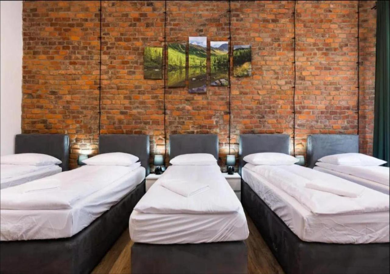 Spacious City Center Family Apartments Краков Экстерьер фото